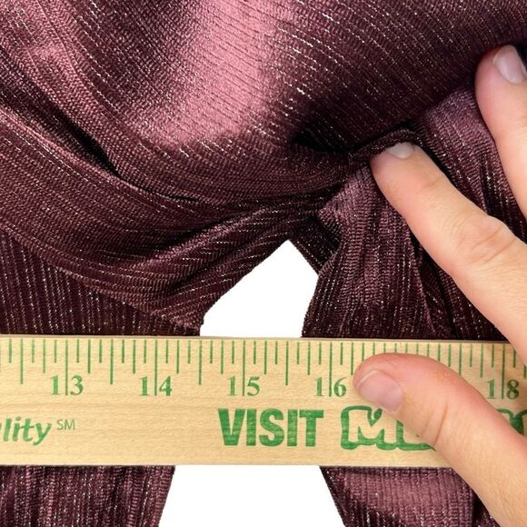 New with Tags Old Navy Short Sleeve Velvet Maroon Jumpsuit Sz Xxl - Picture 7 of 14